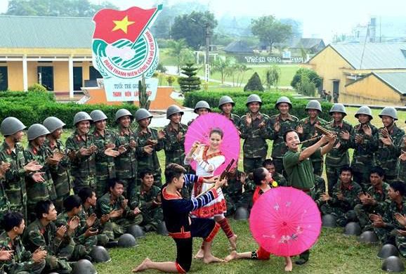 XÂY DỰNG TỔ CHỨC ĐOÀN VỮNG MẠNH, NÂNG CAO CHẤT LƯỢNG ĐỘI NGŨ CÁN BỘ ĐOÀN NHẰM PHÁT HUY VAI TRÒ XUNG KÍCH CỦA ĐOÀN VIÊN THANH NIÊN TRONG THỰC HIỆN “5 VỮNG” Ở CÁC TRƯỜNG SĨ QUAN QUÂN ĐỘI