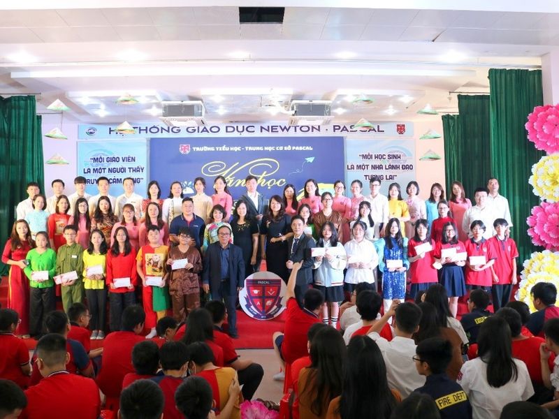 Dự án "Văn học sáng tạo" - Sân chơi bổ ích, lý thú giúp học sinh thêm yêu thích môn Ngữ Văn