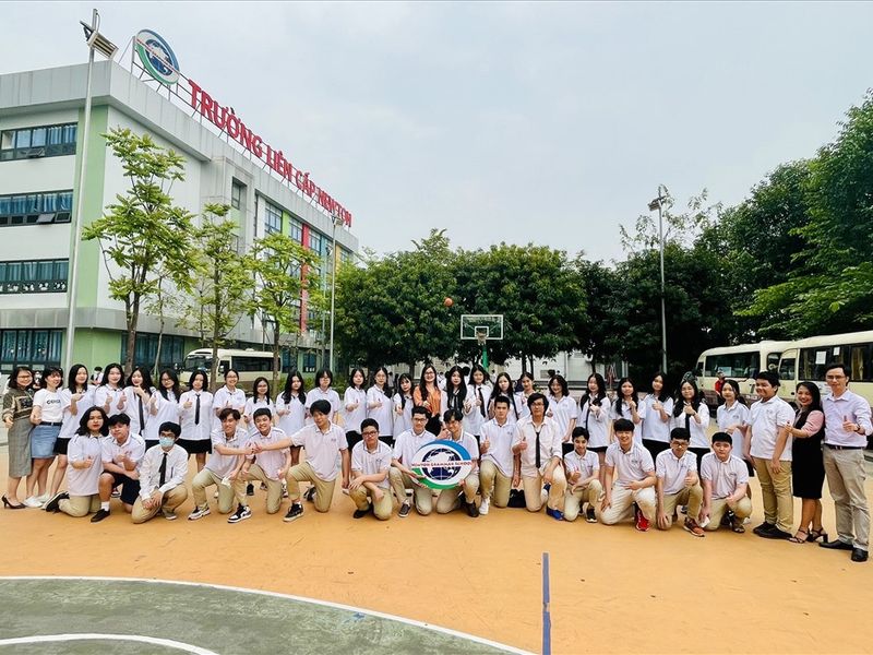Đổi mới giáo dục pháp luật cho học sinh ở các trường THPT theo chương trình giáo dục phổ thông 2018
