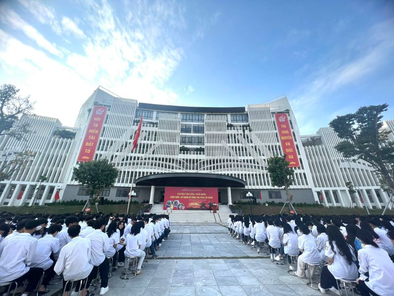 Chủ động đổi mới, tạo bứt phá trong dạy học Tin học