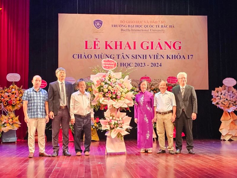Trường Đại học Quốc tế Bắc Hà: Chào mừng tân sinh viên