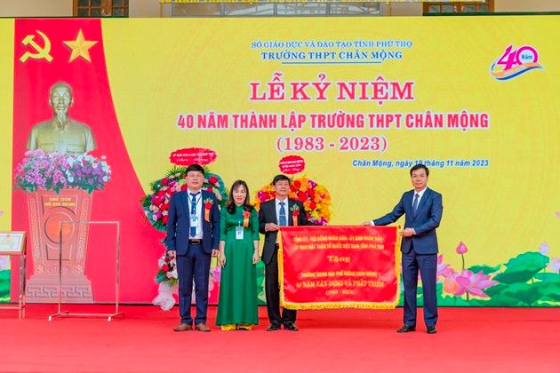 Trường THPT Chân Mộng kỷ niệm 40 năm thành lập