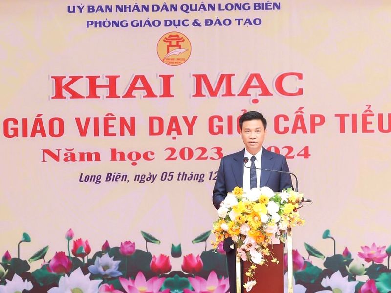 Phòng GD&ĐT quận Long Biên đã tổ chức “Khai mạc Hội thi Giáo viên dạy giỏi cấp Tiểu học năm học 2023-2024