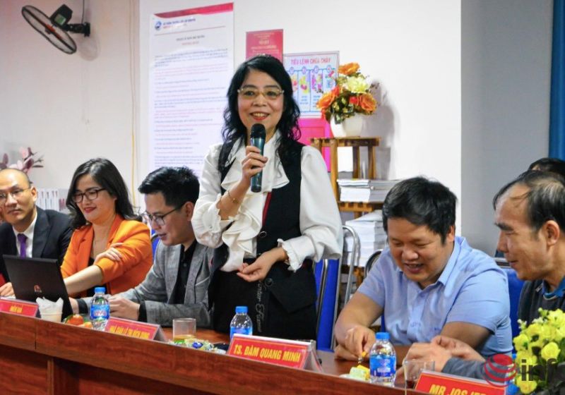 Kỷ nguyên chuyển đổi số và những định hướng cho con khi chuyển cấp