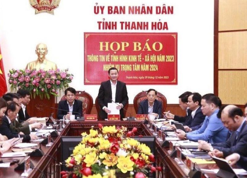 Thanh Hoá: Hỗ trợ sinh viên trường Đại học Hồng Đức bị thiệt hại trong vụ cháy