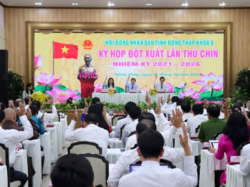 Đồng Tháp hỗ trợ 50% học phí cho học sinh trung học cơ sở