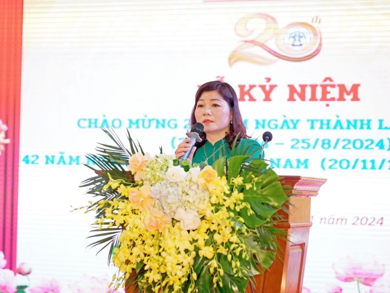 Lễ kỷ niệm 20 năm thành lập trường THPT Thượng Cát và đón nhận Bằng khen của Bộ GD&ĐT