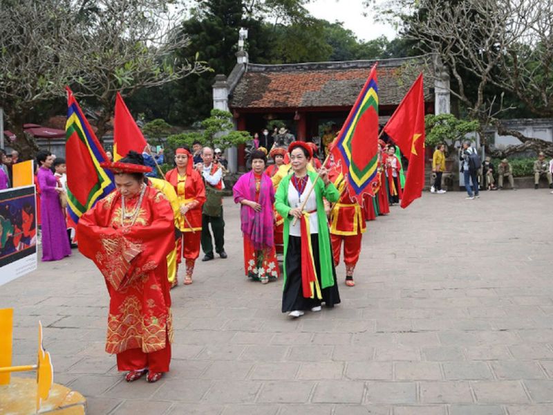 Hà Nội: Không khí xuân rộn ràng những ngày đầu năm mới