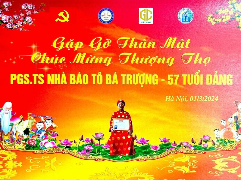 GẶP GỠ THÂN MẬT CHÚC MỪNG THƯỢNG THỌ PGS. TS. NHÀ BÁO TÔ BÁ TRƯỢNG 57 NĂM TUỔI ĐẢNG