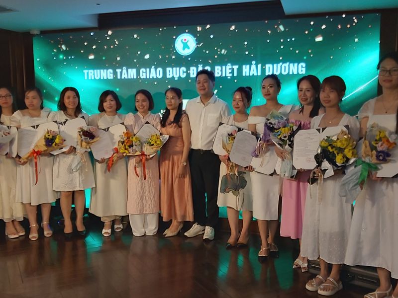 TRUNG TÂM GIÁO DỤC ĐẶC BIỆT HẢI DƯƠNG 7 NĂM XÂY DỰNG VÀ PHÁT TRIỂN
