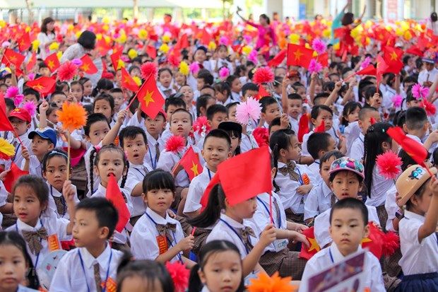Kết luận của Bộ Chính trị tiếp tục thực hiện đổi mới căn bản, toàn diện giáo dục và đào tạo