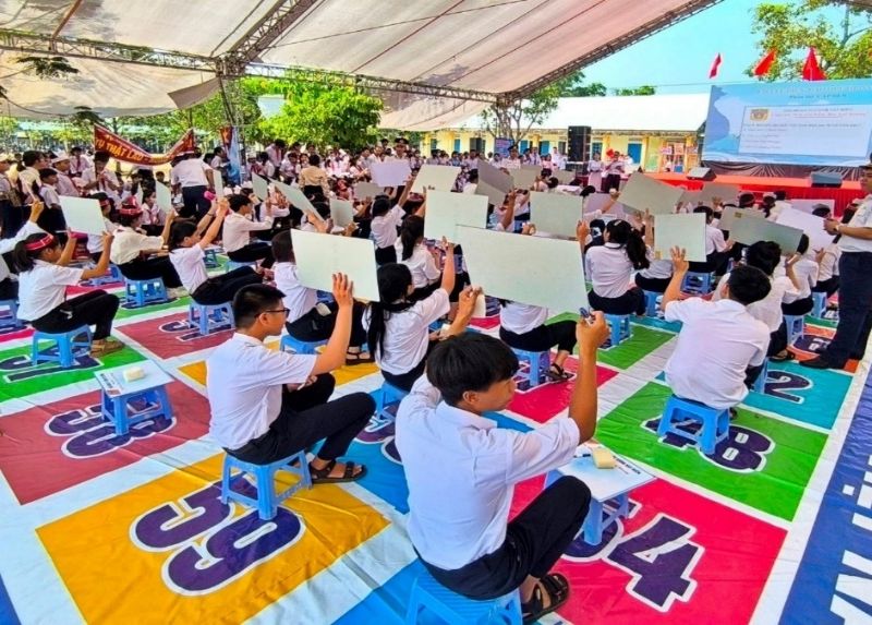 Chăm lo cho ngành Giáo dục để Việt Nam sánh vai với các cường quốc 5 châu