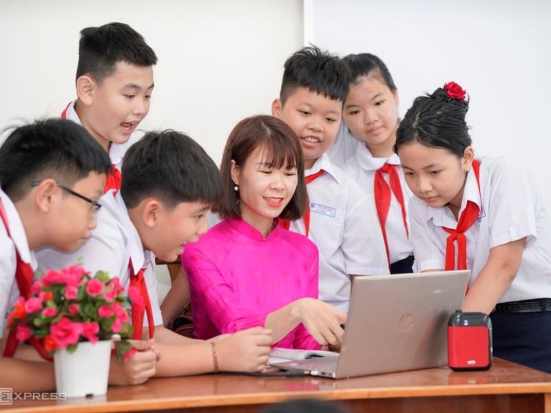 Bộ GD&ĐT ban hành Khung nội dung thí điểm giáo dục trí tuệ nhân tạo cho học sinh phổ thơng