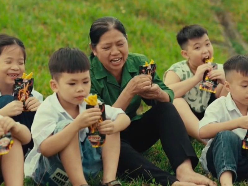 Từ câu chuyện “Ăn cùng bà Tuyết” nhìn ra trách nhiệm giáo dục tiêu dùng an toàn