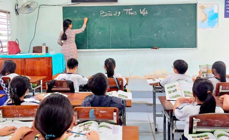 5 quy định mới về dạy thêm trong năm học 2025-2026 giáo viên cần lưu ý