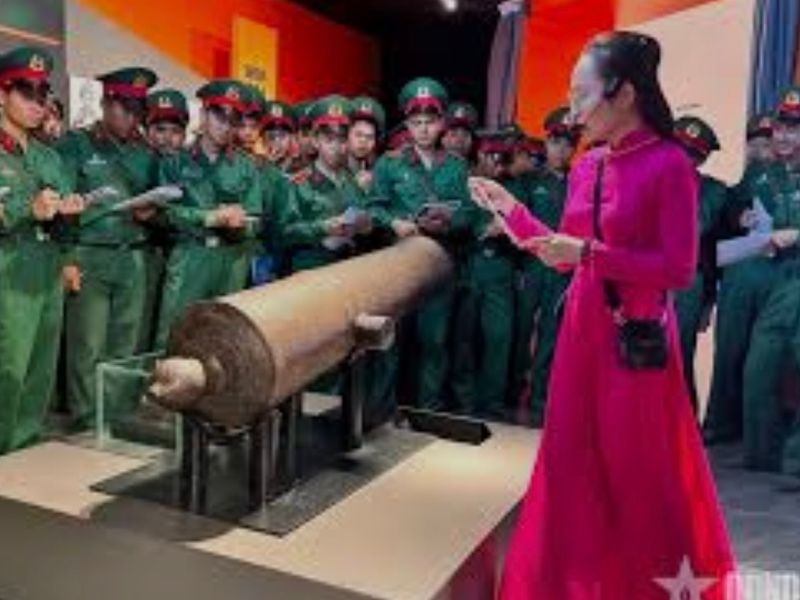 BỒI DƯỠNG VĂN HĨA ĐỌC CHO HỌC VIÊN TRƯỜNG SĨ QUAN PHÁO BINH HIỆN NAY