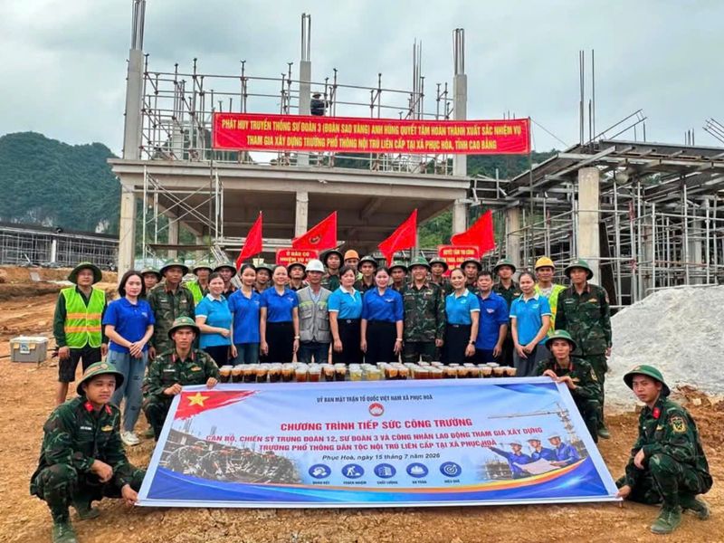 Chung sức vì học sinh vùng biên: Cao Bằng biểu dương mô hình huy động toàn xã hội xây dựng trường học